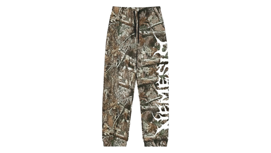 Tree Camo Women’s Crop Sweat Suit