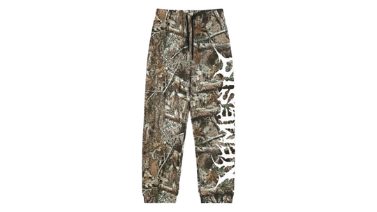 Tree Camo Women’s Crop Sweat Suit